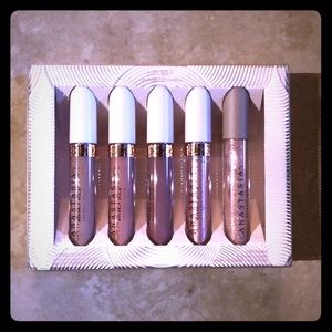 Anastasia Beverly Hills lip set